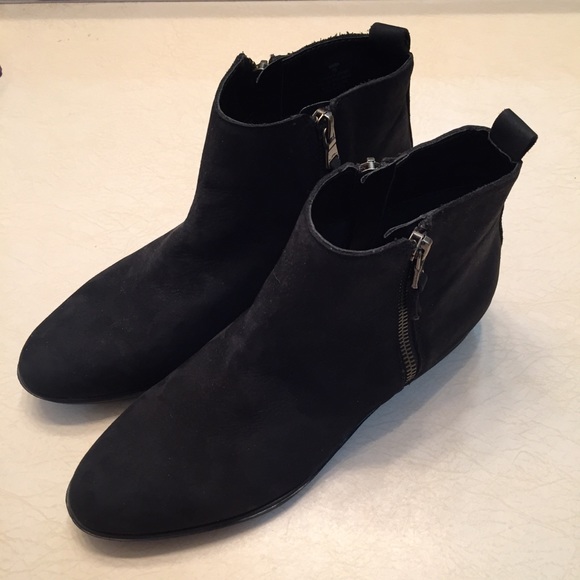 NWOB Lauren Ralph Lauren Bootie Shira Black - Picture 2 of 8